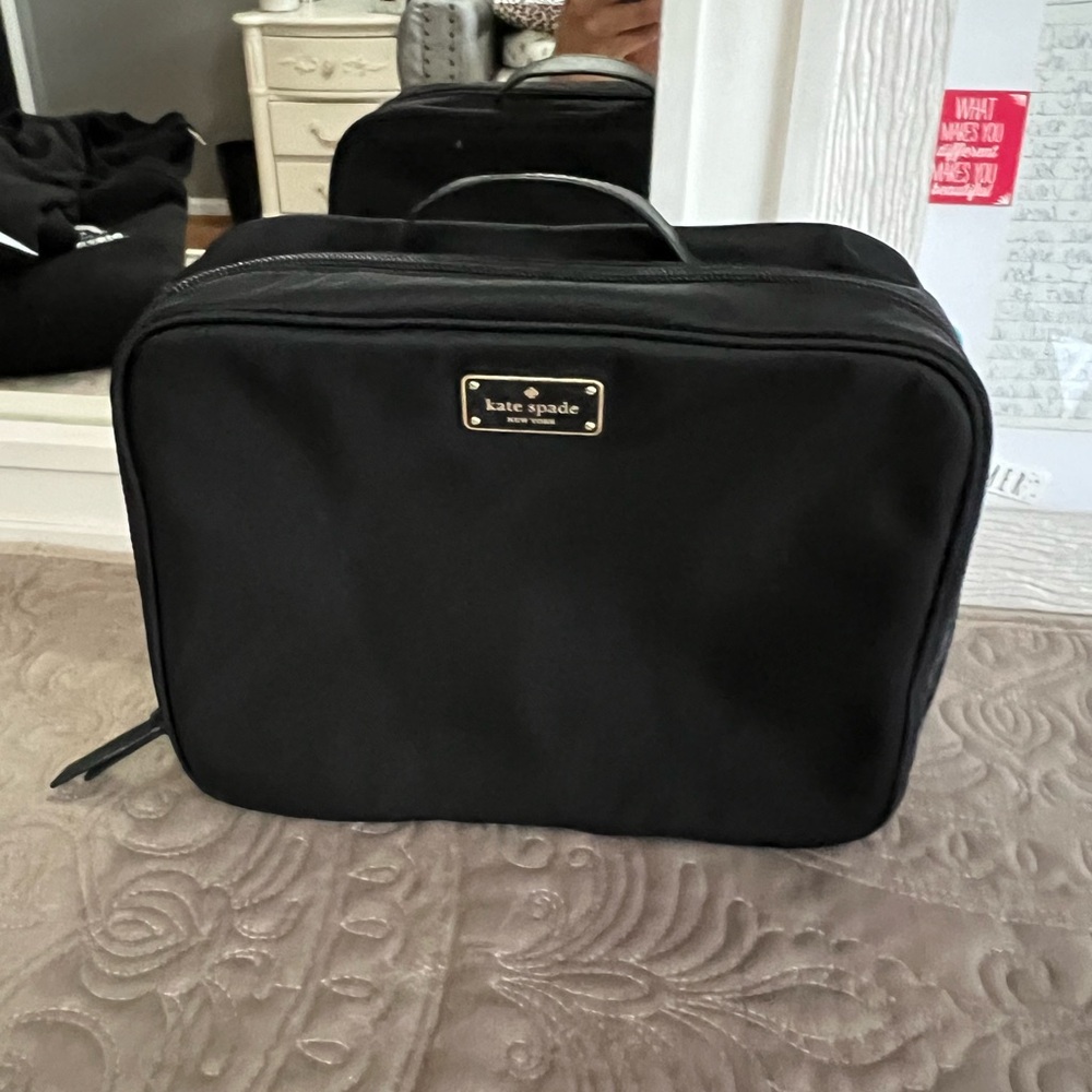 Kate spade travel cosmetic bag